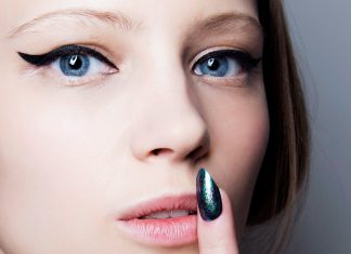Beauty tips: Disco nails to sparkle in the winter dark