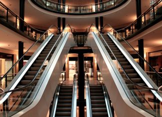 How Shopping Malls Can Cut Down Energy Costs